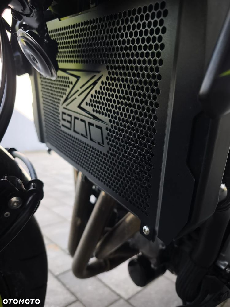 Kawasaki Z 900 - 24