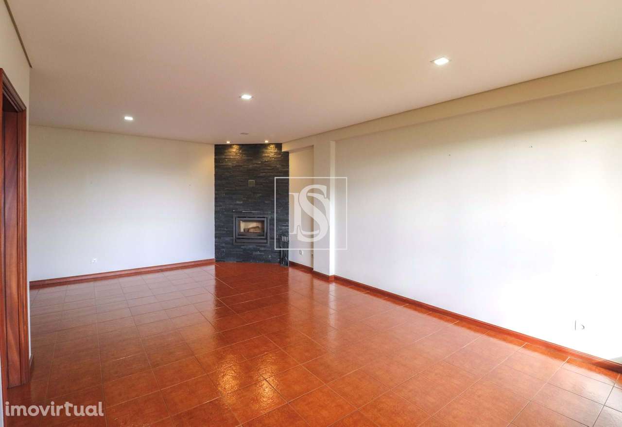 Apartamento T3 com suíte, em Sanguedo - Grande imagem: 3/26