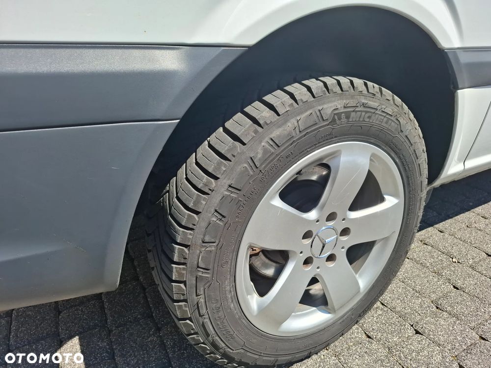 Mercedes-Benz Vito 639.703 - 9
