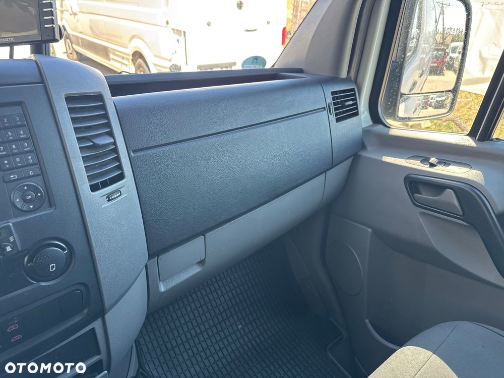 Volkswagen CRAFTER - 17