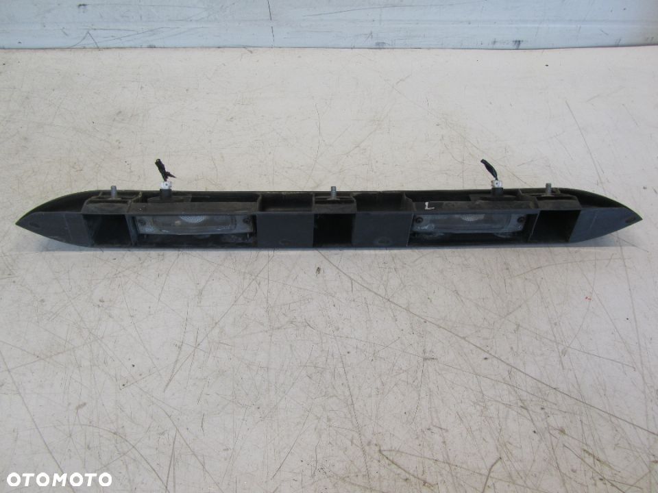 iveco daily 2.3HPI 99-06 listwa oświetlenia rejestracji - 3