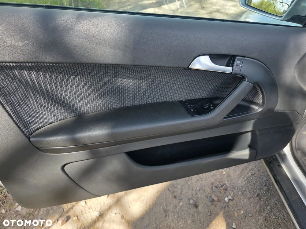 Audi A3 3-drzwiowe 1.6 FSI Ambiente - 13