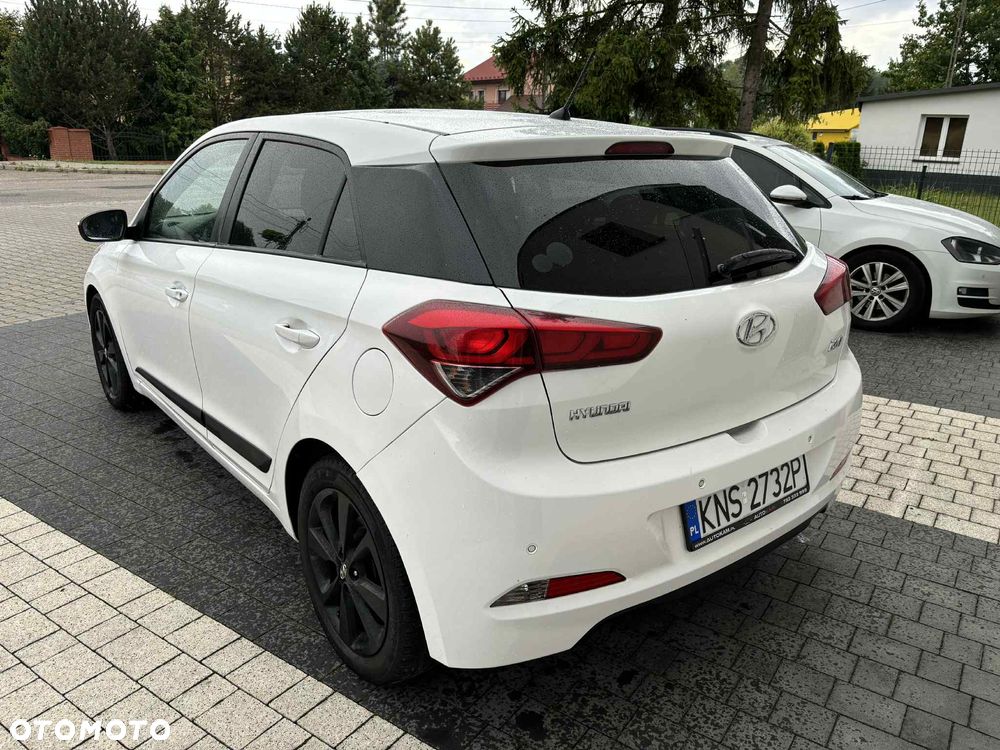 Hyundai i20 1.25 Comfort - 12