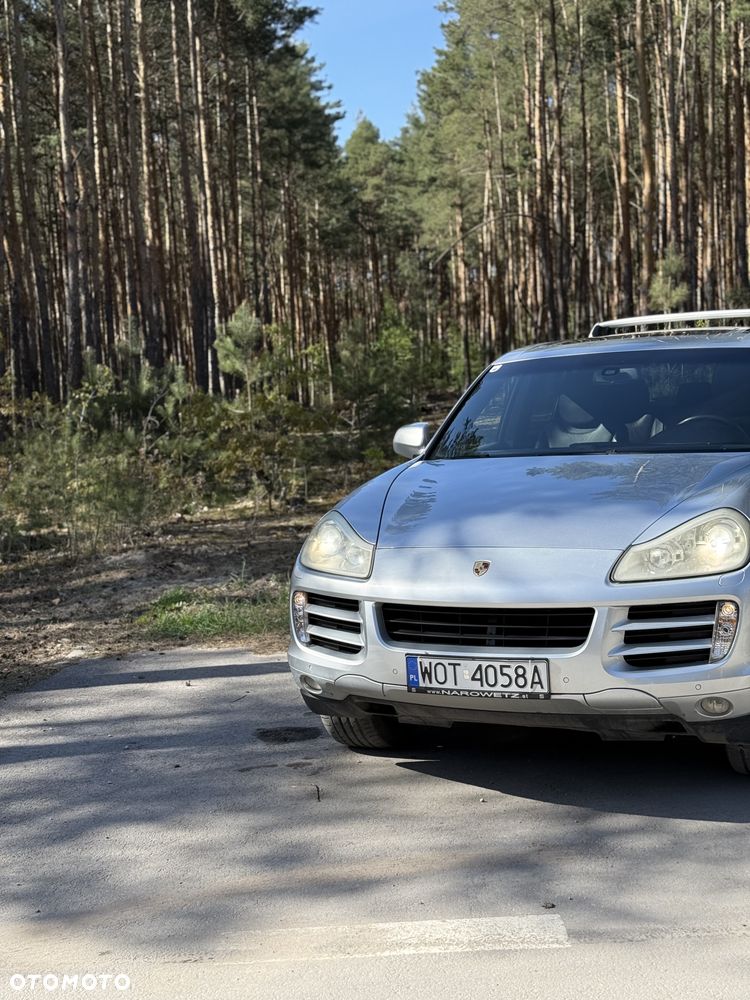 Porsche Cayenne - 32