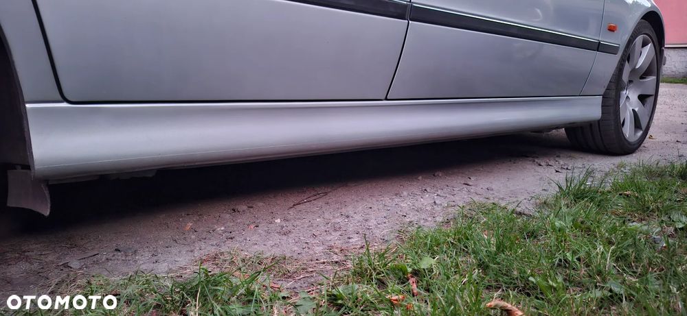 BMW Seria 5 523i - 6
