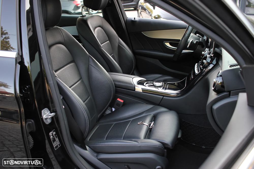 Mercedes-Benz C 220 d AMG Line - 28