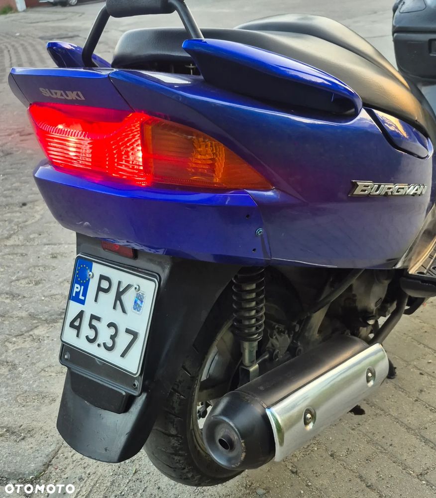 Suzuki Burgman - 10