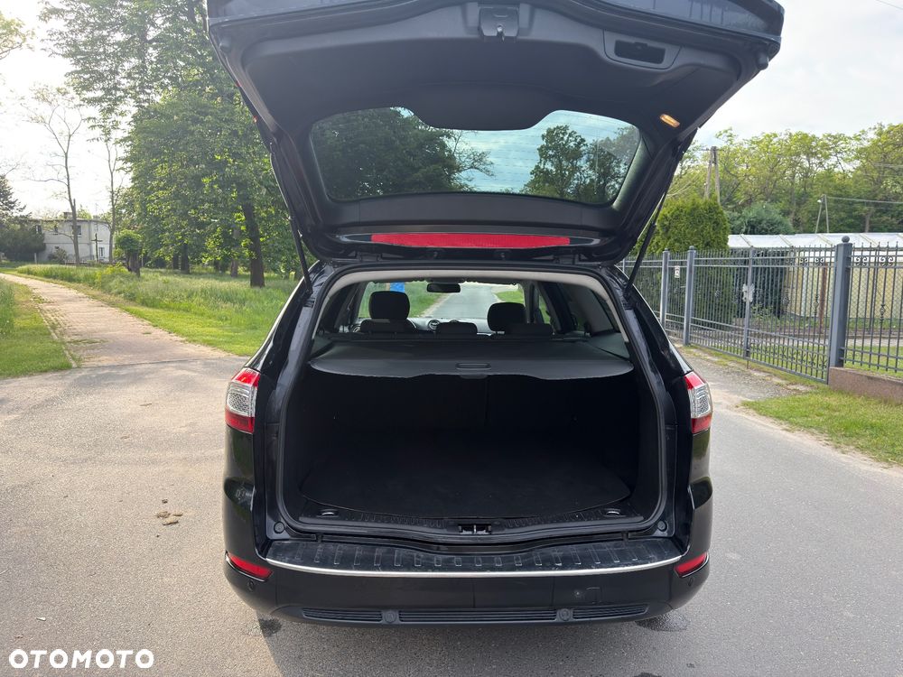 Ford Mondeo 2.0 TDCi Titanium - 22