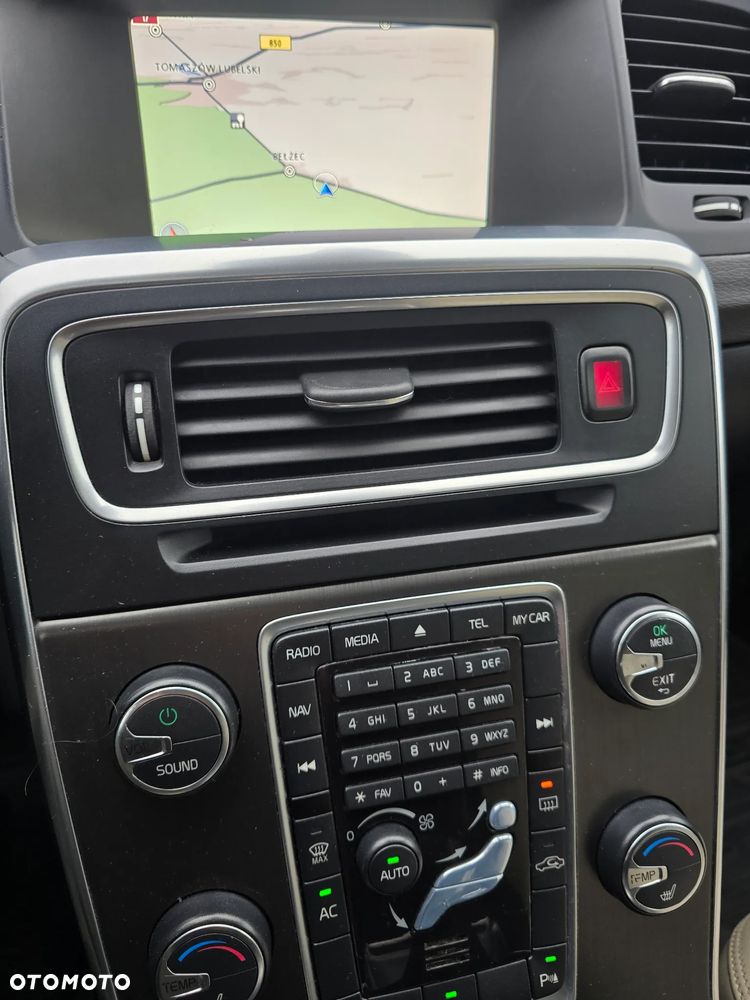 Volvo V60 DRIVe Kinetic - 19