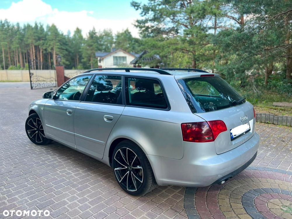 Audi A4 Avant 2.0 TDI DPF - 10