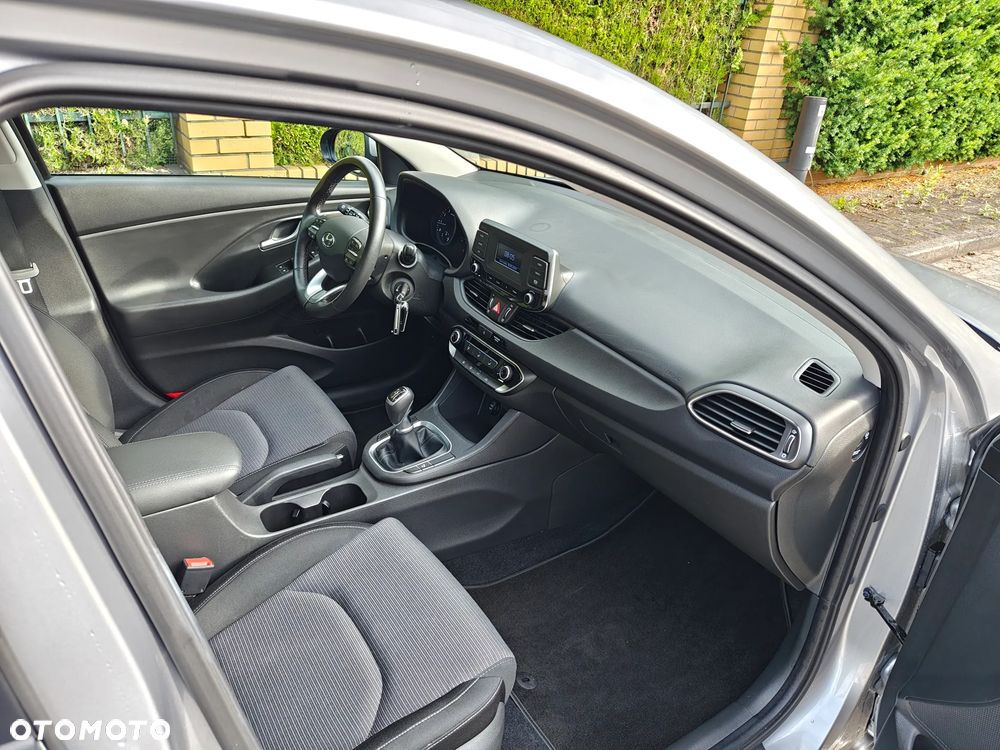 Hyundai i30 1.5 DPI Modern - 13