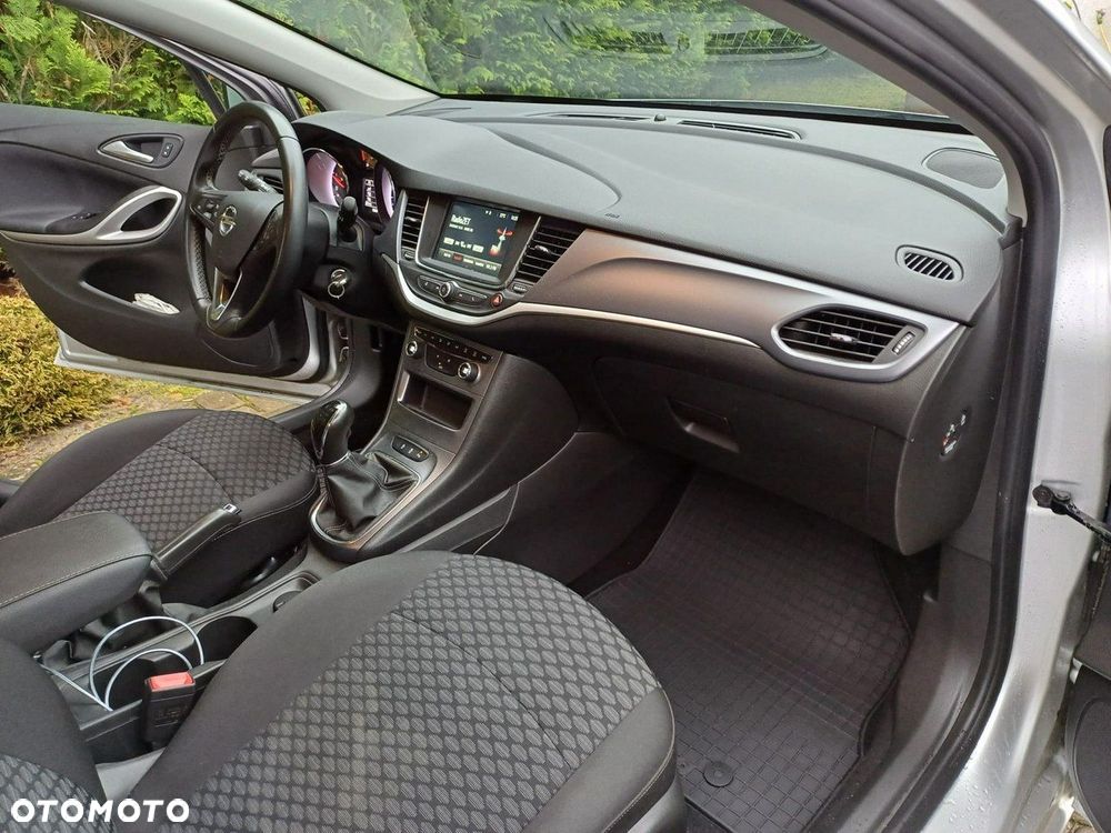 Opel Astra - 14