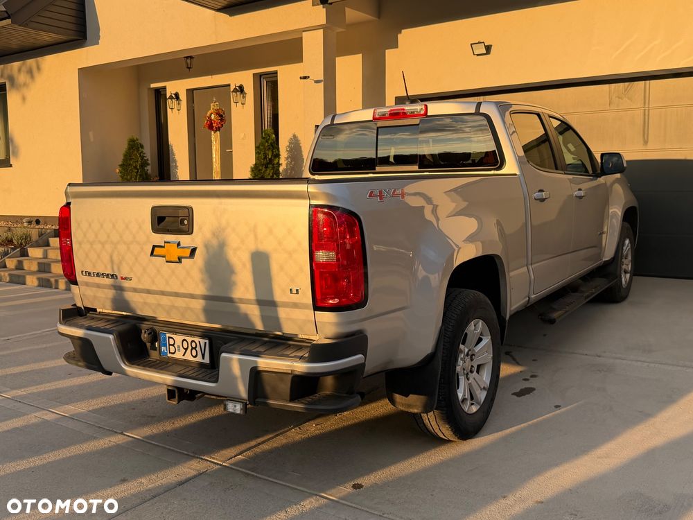 Chevrolet Colorado - 20