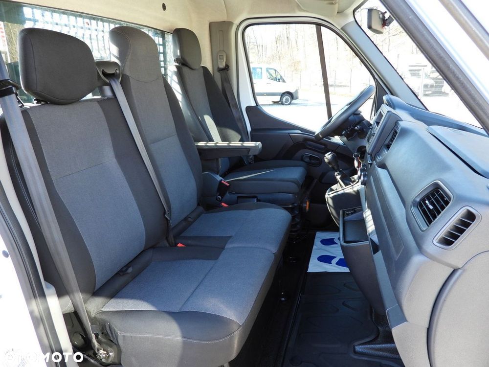 Renault MASTER SKRZYNIA TEMPOMAT LEDY KLIMATYZACJA  165KM - 39