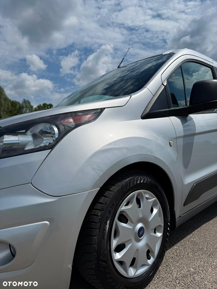 Ford Tourneo Connect 1.5 TDCi Trend - 18