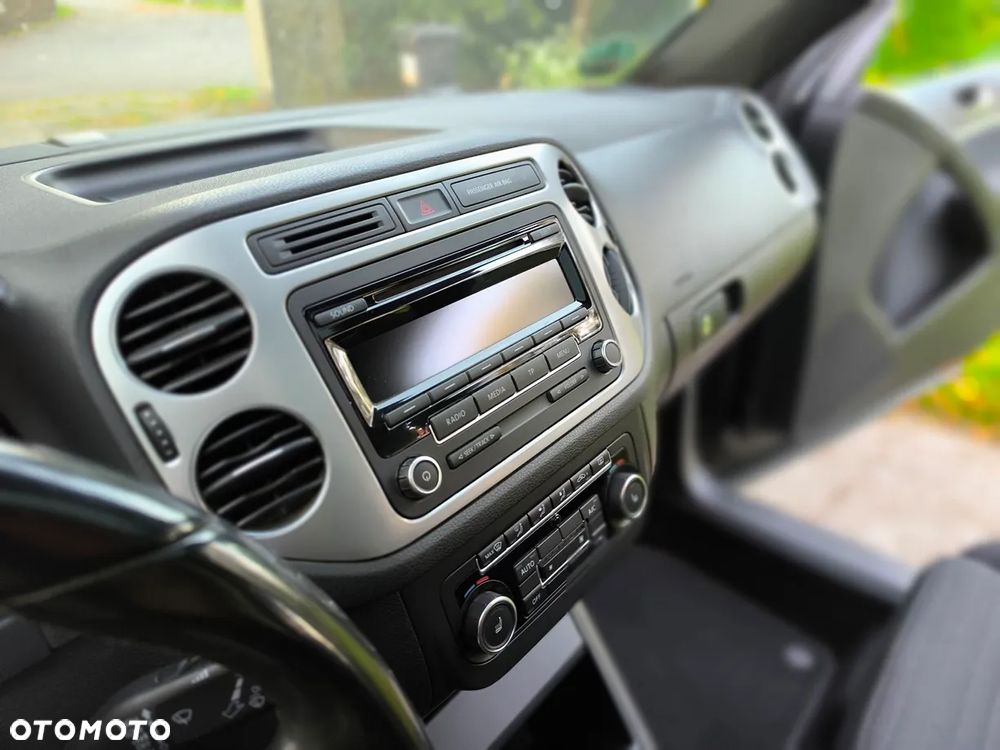 Volkswagen Tiguan 2.0 TDI DPF 4Motion BlueMotion Technology Cup Track & Style - 22