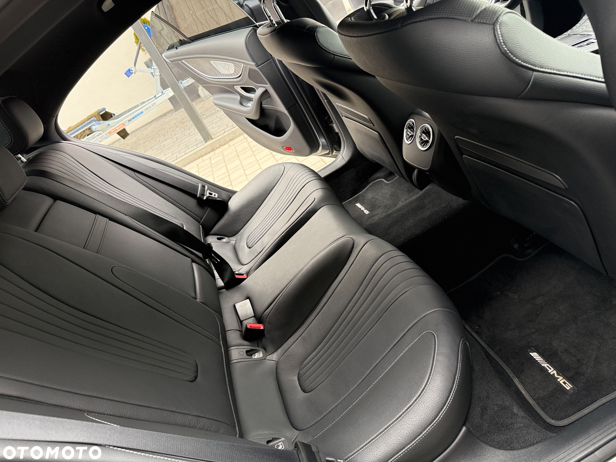 Mercedes-Benz CLS 400 d 4-Matic AMG - 25