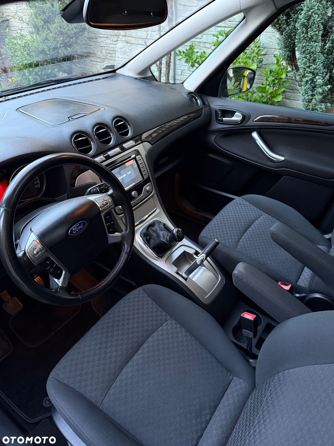 Ford Galaxy 2.0 Ghia - 14