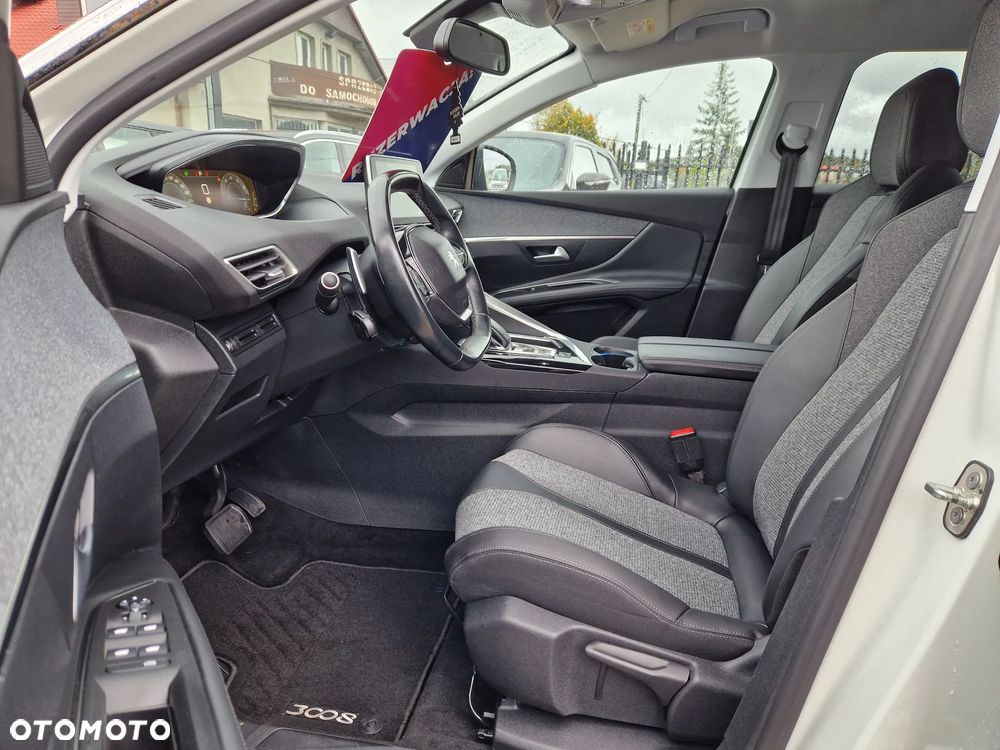 Peugeot 3008 1.2 PureTech GPF Allure S&S EAT8 - 9