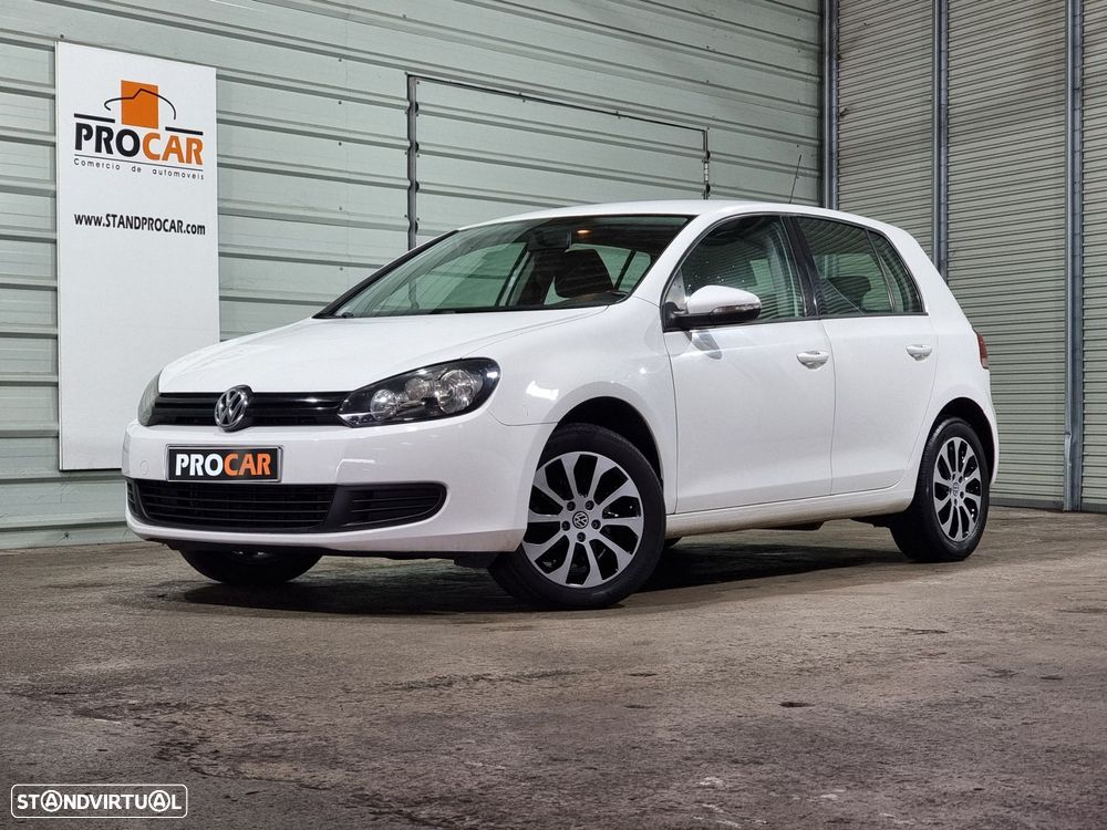VW Golf 1.6 TDi Confortline DSG - 1