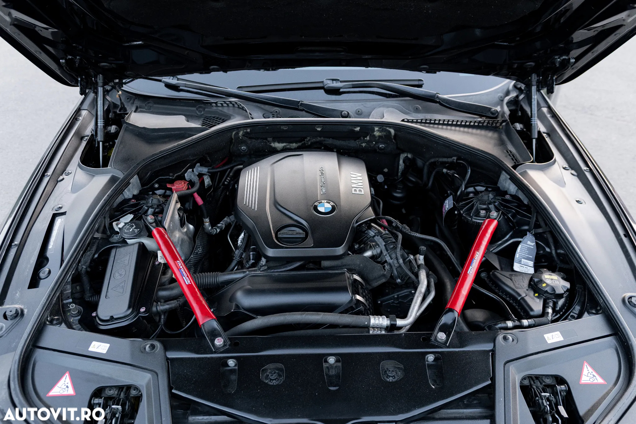 BMW Seria 5 520d Aut. Sport Line - 39