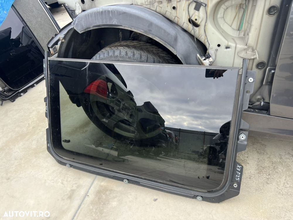 sticla trapa bmw x3 f25 - 1