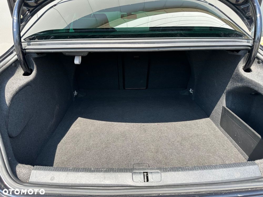 Volkswagen Passat CC - 14