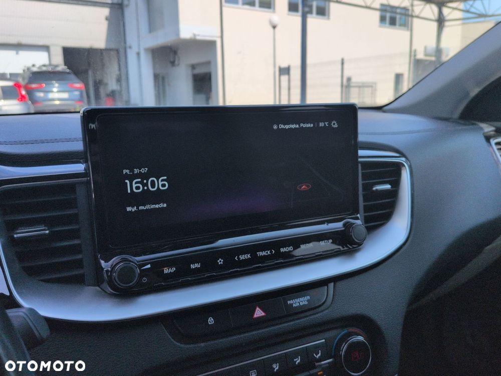 Kia Ceed 1.5 T-GDI Business Line - 12