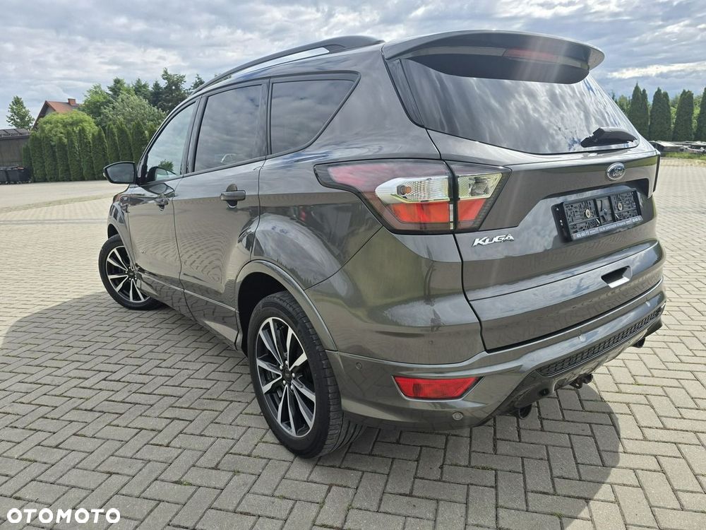 Ford Kuga - 14
