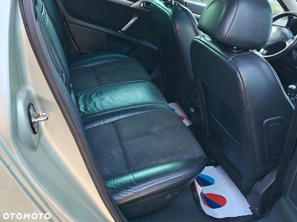 Peugeot 407 2.0 HDI Platinum - 18