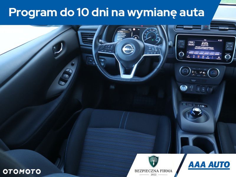 Nissan Leaf - 9