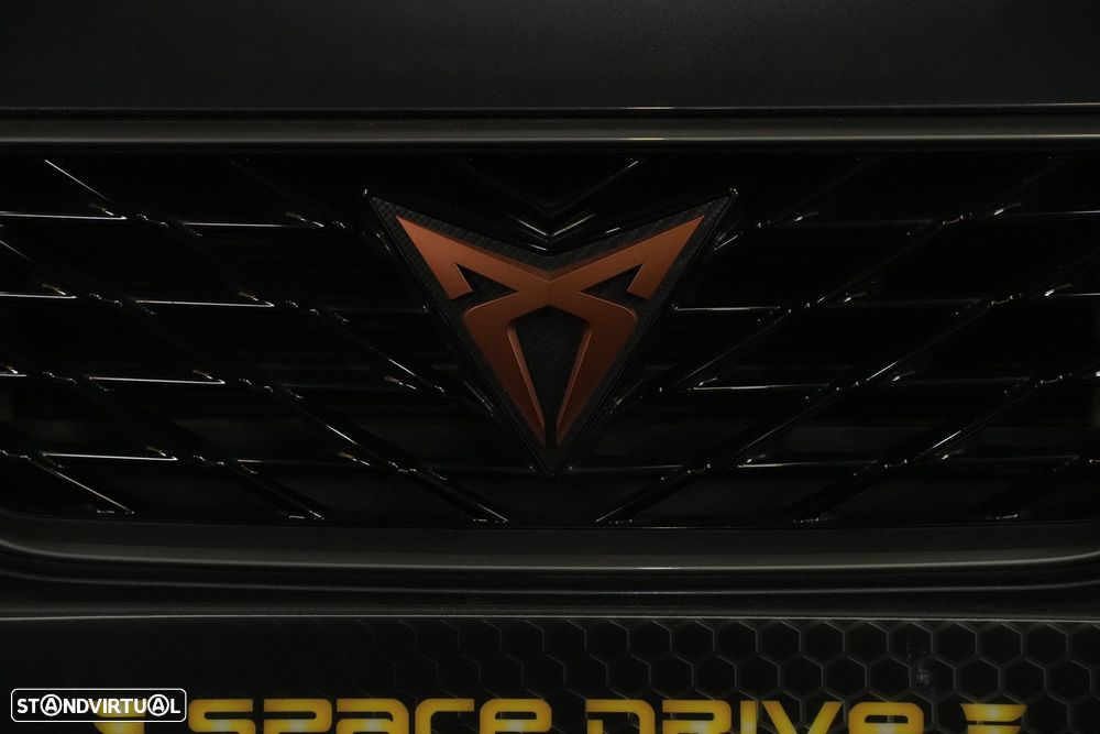 Cupra Leon 1.4 e-Hybrid MID DSG - 6