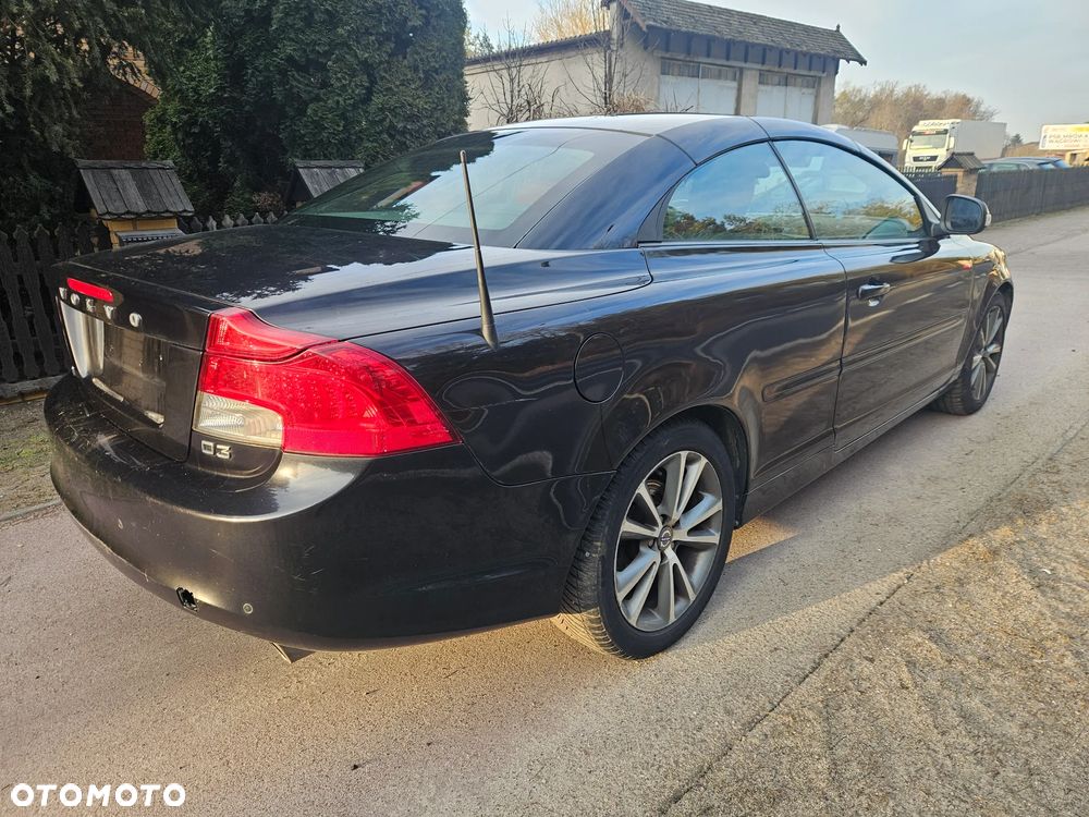 Volvo C70 D3 Momentum - 7