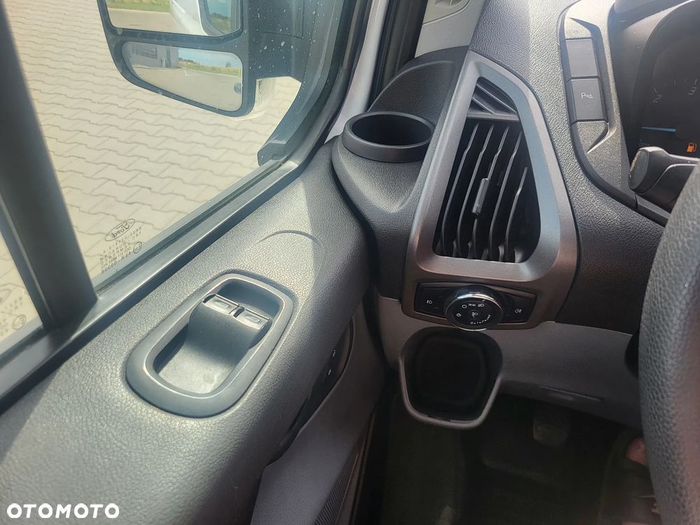 Ford Transit Custom - 23