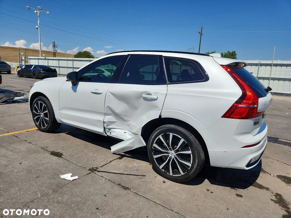 Volvo XC 60 B5 B AWD Plus Bright - 5