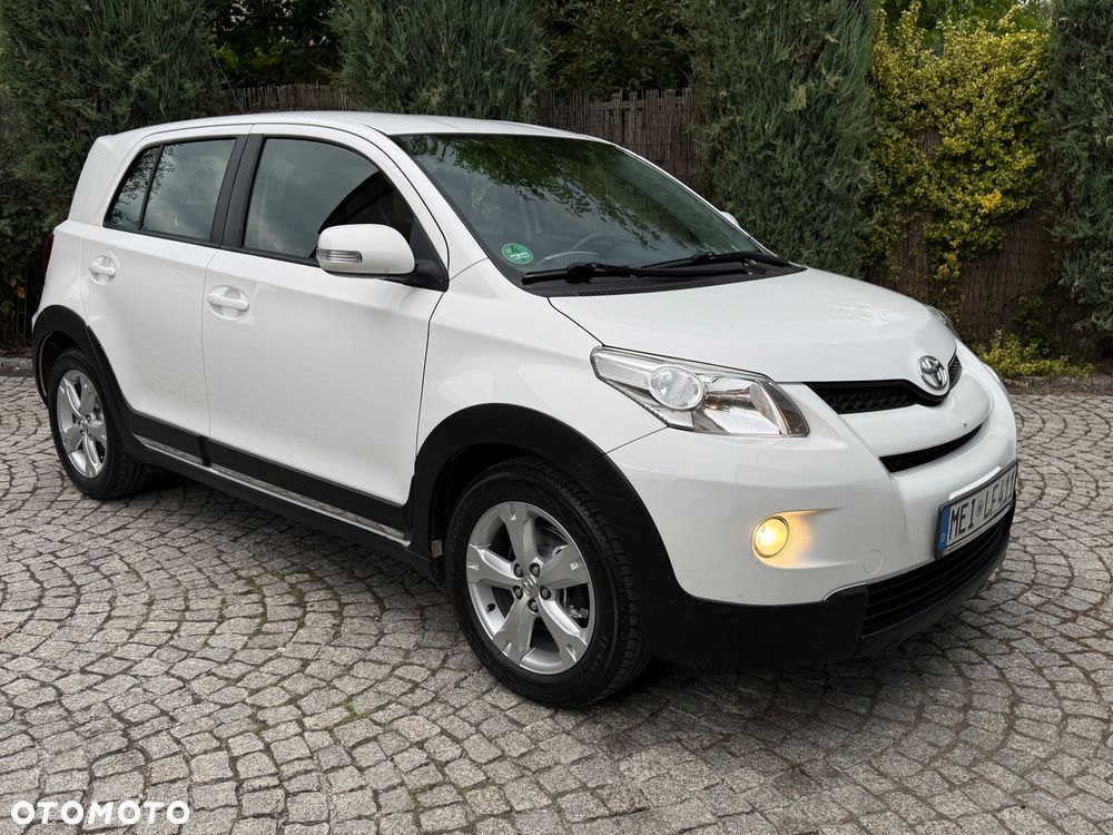 Toyota Urban Cruiser 1.33 4x2 Town - 11