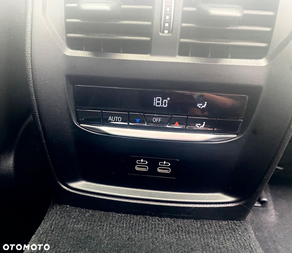 BMW Seria 3 320i xDrive M Sport - 33