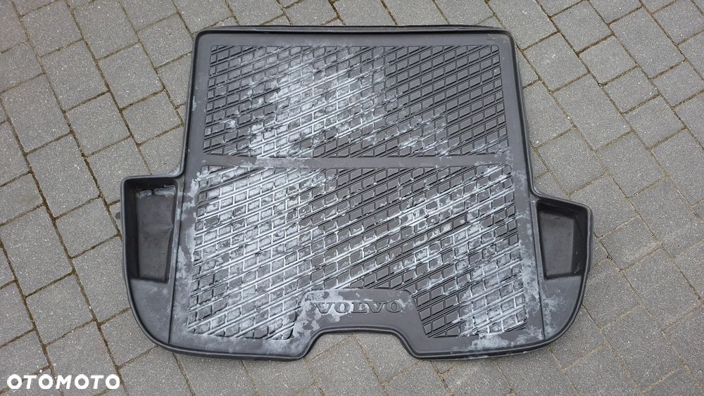 VOLVO V50 04-12 MATA WYKŁADZINA BAGAŻNIKA - 1