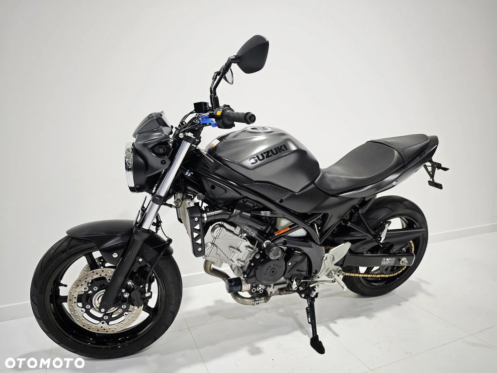 Suzuki SV - 4