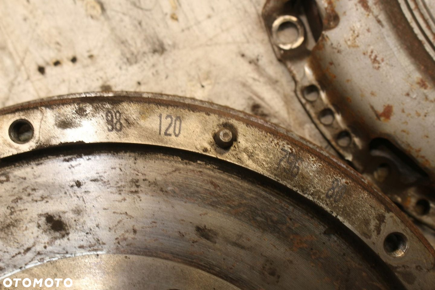 Sprzęgło Koło Dwumasowe 9812079680 Citroen C4 Picasso II 1.6 e-HDI - 8