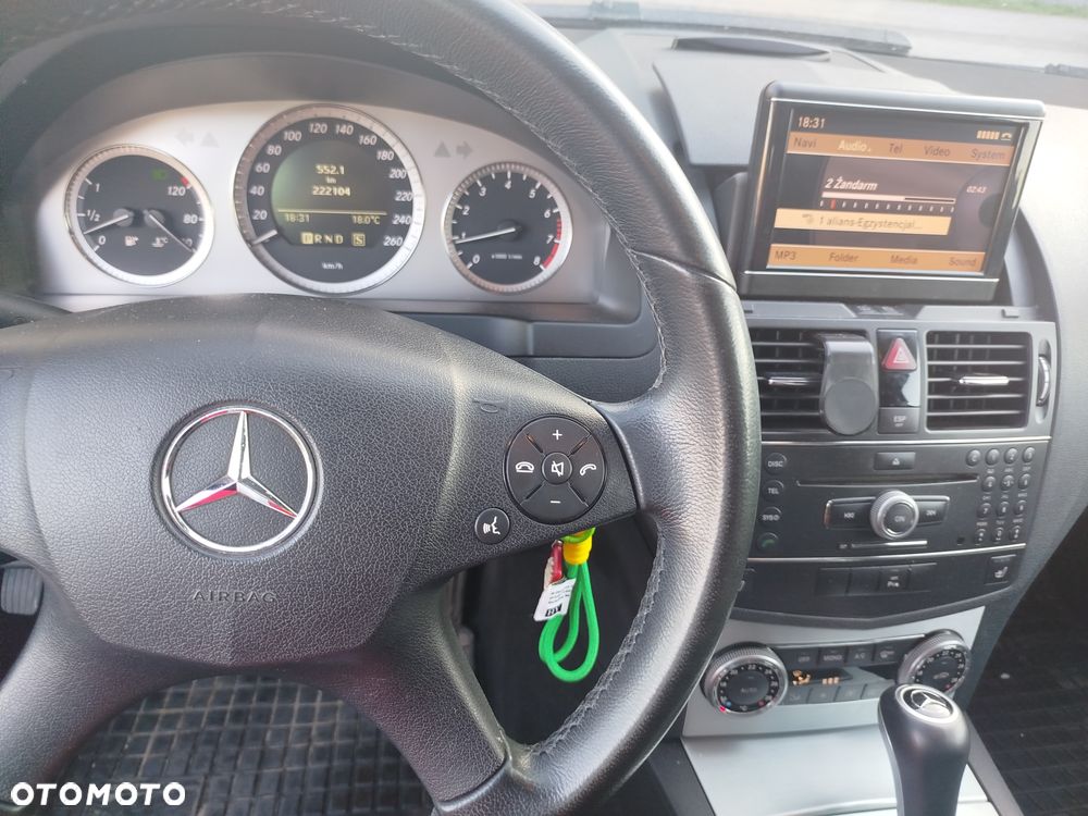 Mercedes-Benz Klasa C 180 Kompressor Automatik BlueEFFICIENCY Avantgarde - 17