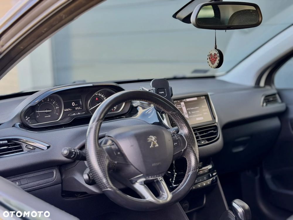 Peugeot 208 1.6 VTi Allure - 9