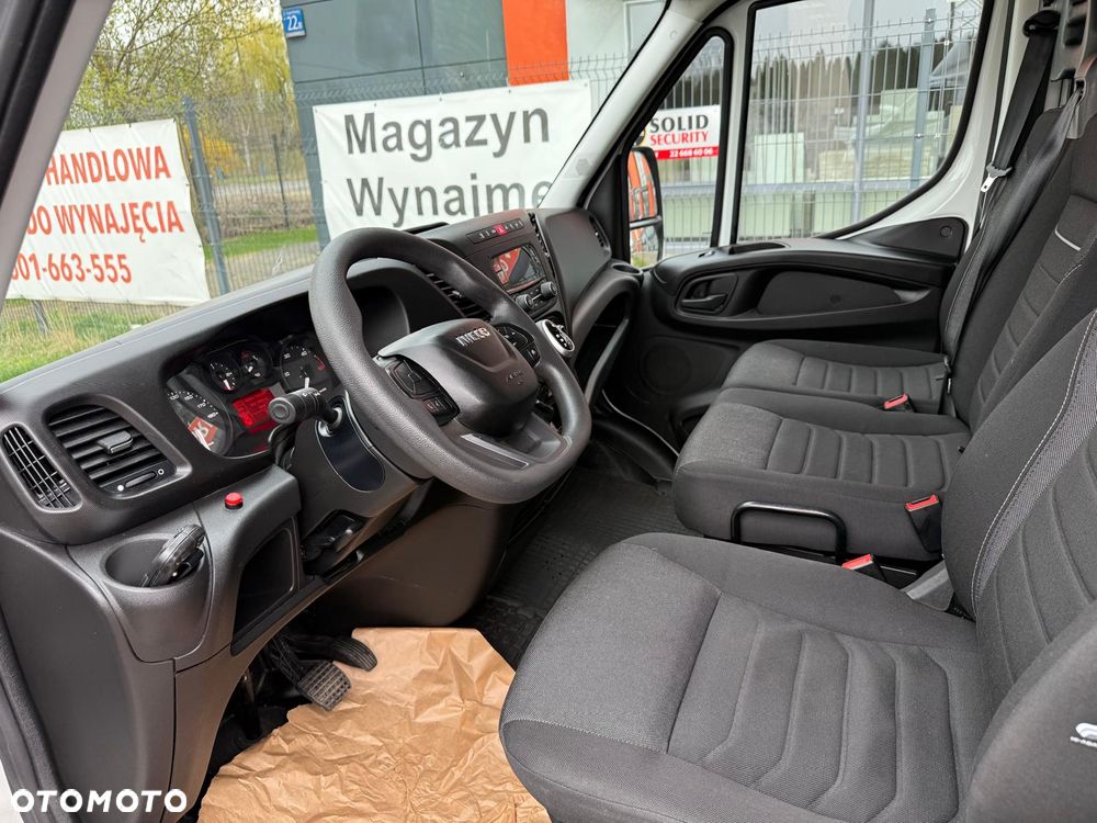 Iveco Daily 35S180, 3.0 180KM, Kontener+winda, HiMatic, Bardzo zadbany - 19