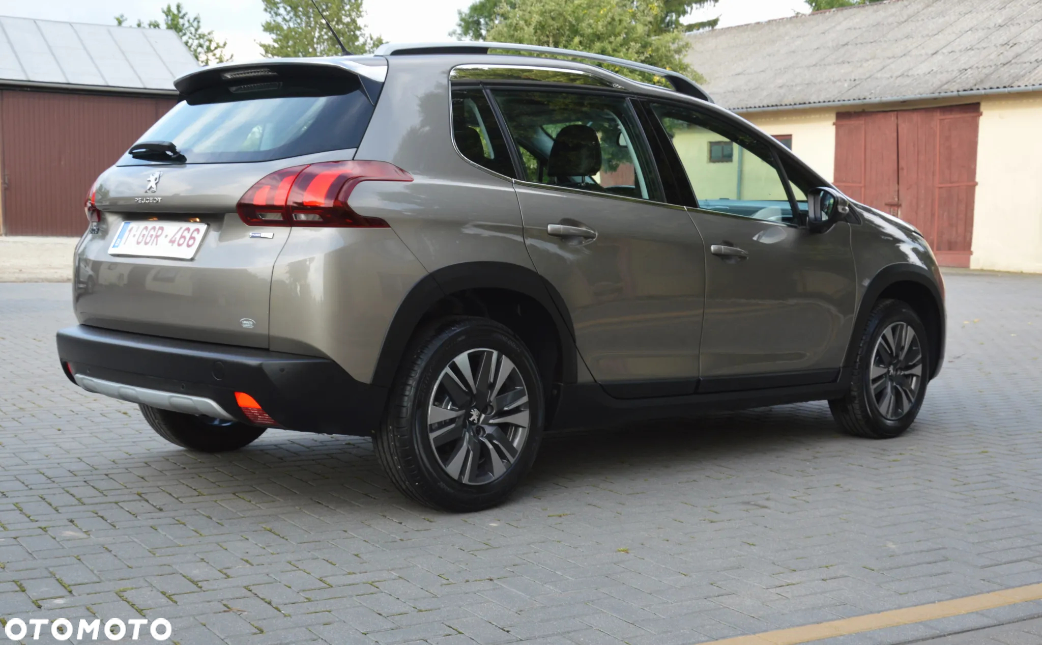 Peugeot 2008 - 7
