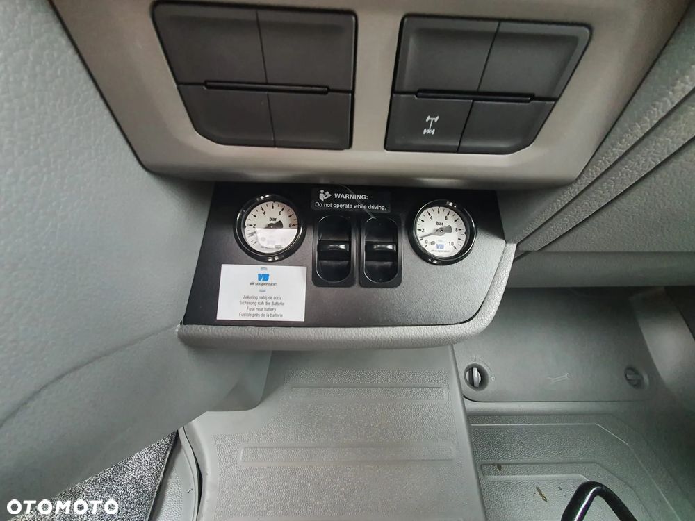 KNAUS VAN TI PLUS 650 MEG PLATINUM SELECTION 4 X 4 - 36