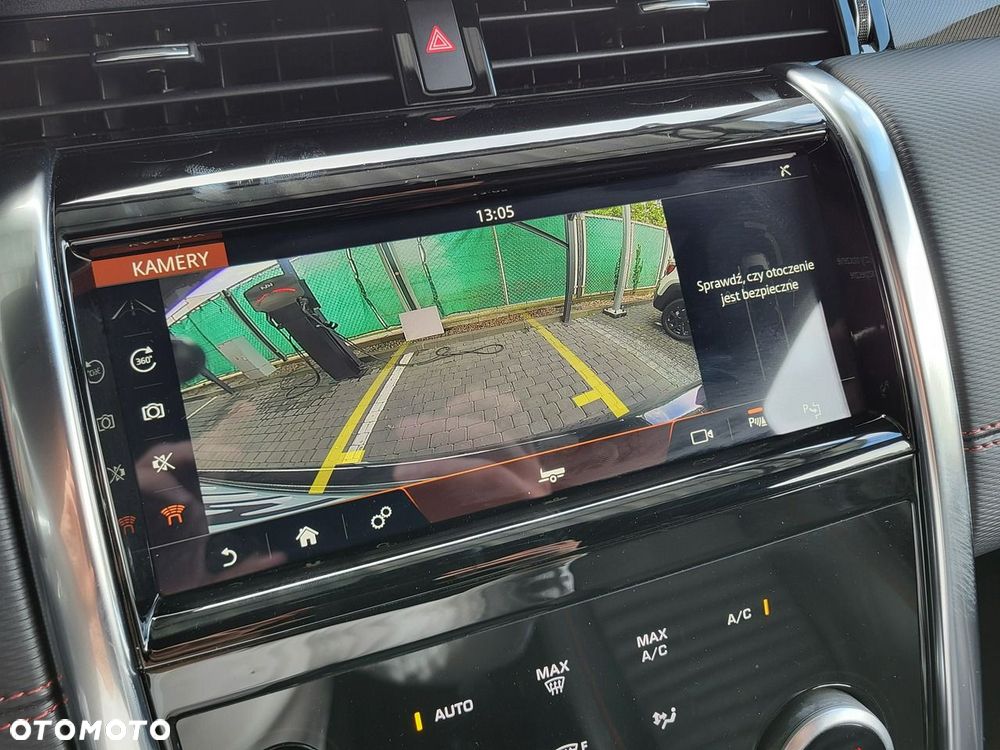 Land Rover Discovery Sport - 16