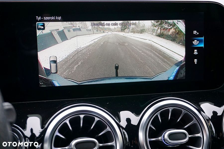 Mercedes-Benz Klasa B 180 7G-DCT AMG Line Advanced Plus - 35