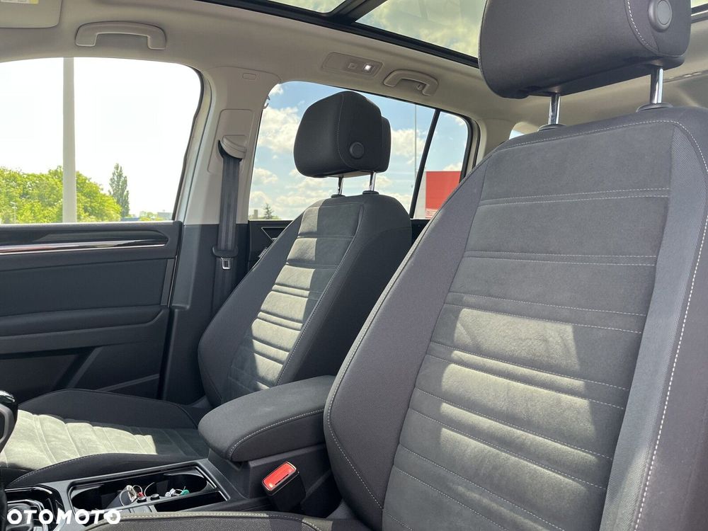 Volkswagen Touran 1.5 TSI EVO Highline - 12