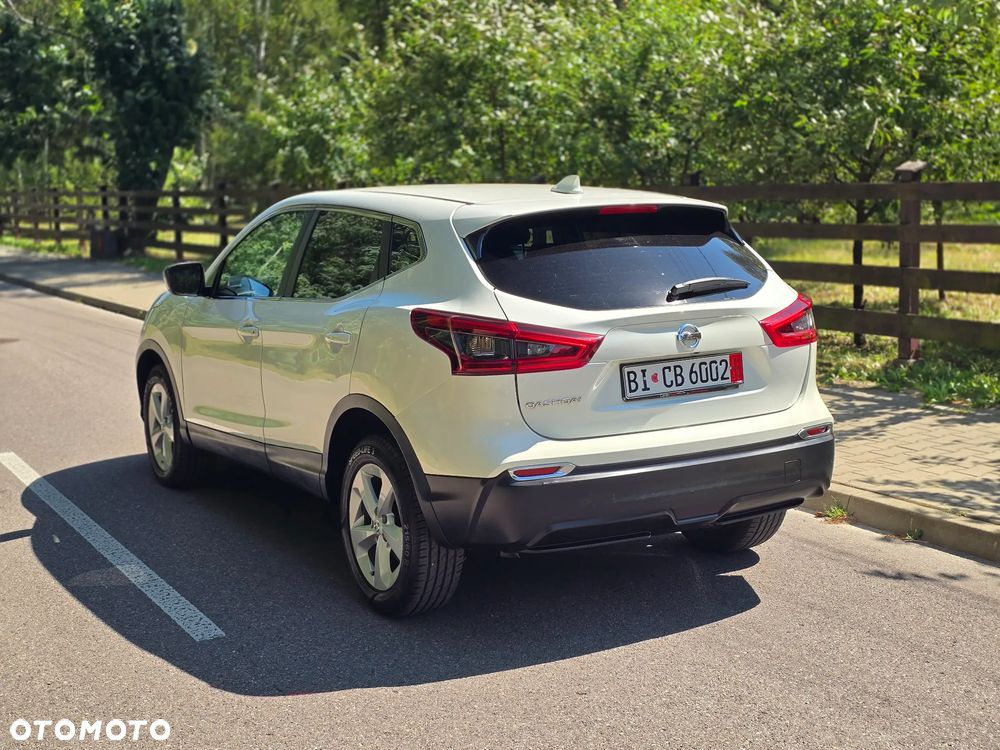 Nissan Qashqai 1.6 DCi Xtronic TEKNA - 17
