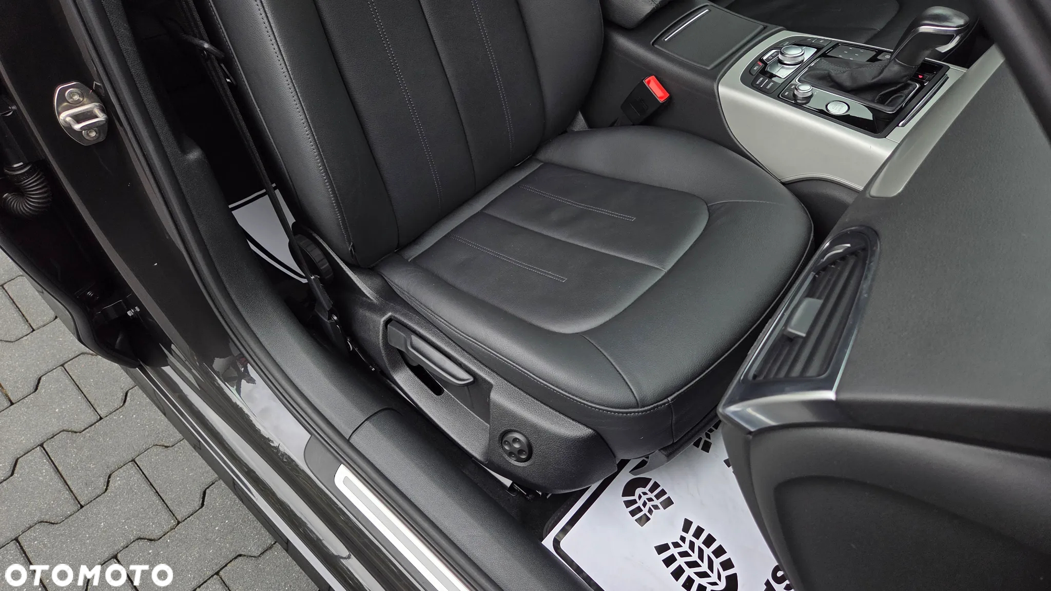 Audi A6 Avant 2.0 TDI Ultra S tronic - 11